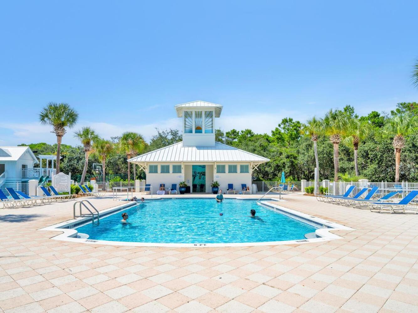Relax Awhile - Carriage House Holiday home